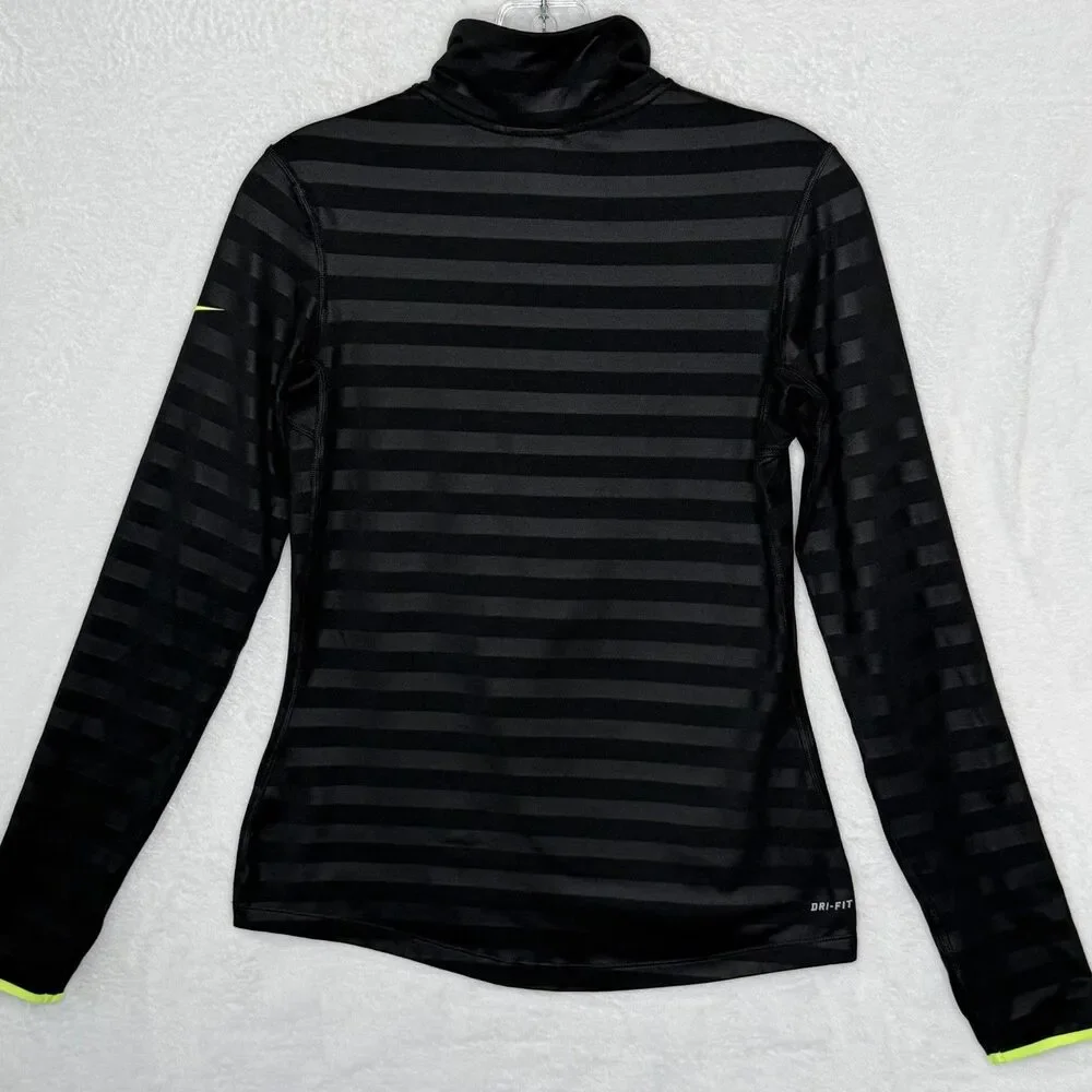 Nike Pro Hyperwarm Embossed Dri-Fit‎ Pullover Athletic 1/4 zip Top Women's M